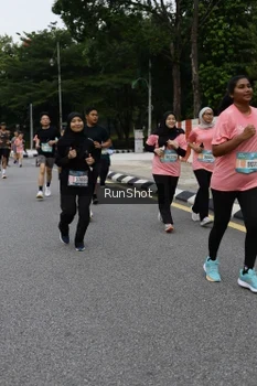 Runner Photo 4306023