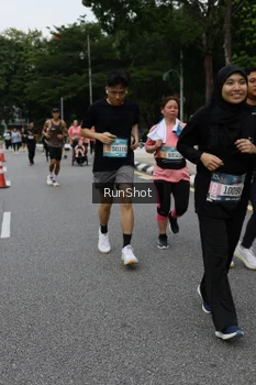 Runner Photo 4306038