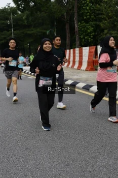 Runner Photo 4306042