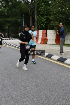Runner Photo 4306047