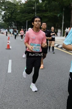 Runner Photo 4306048