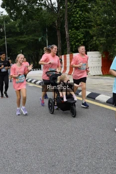 Runner Photo 4306049