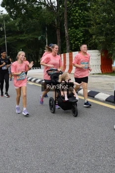 Runner Photo 4306052