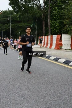 Runner Photo 4306063