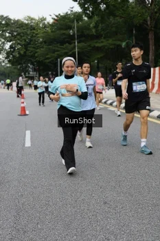 Runner Photo 4306093