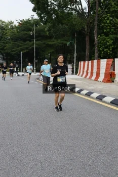Runner Photo 4306094