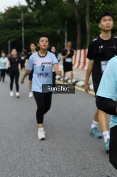 Runner Photo 4306107