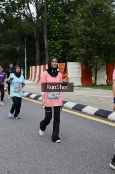 Runner Photo 4306125