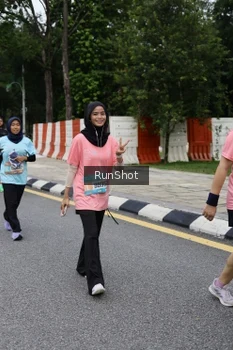 Runner Photo 4306130