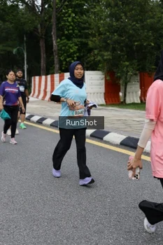 Runner Photo 4306145