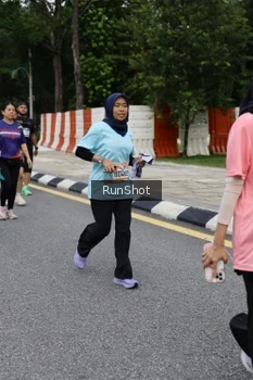 Runner Photo 4306150