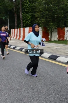 Runner Photo 4306151