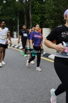 Runner Photo 4306154