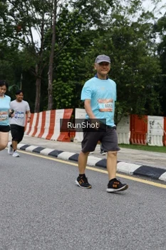 Runner Photo 4306162