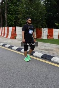 Runner Photo 4306168