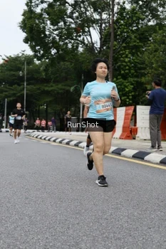 Runner Photo 4306174