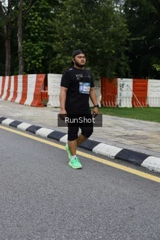 Runner Photo 4306176