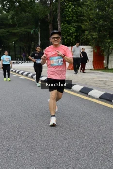 Runner Photo 4306180