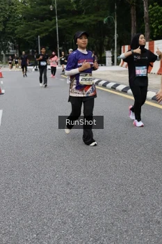 Runner Photo 4306208