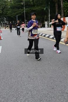 Runner Photo 4306216
