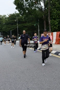 Runner Photo 4306228