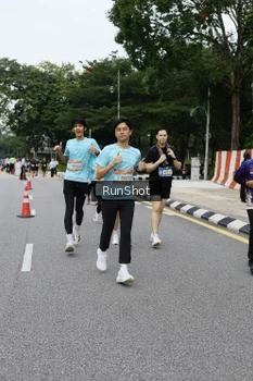 Runner Photo 4306231
