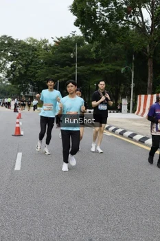 Runner Photo 4306232