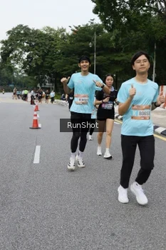 Runner Photo 4306254