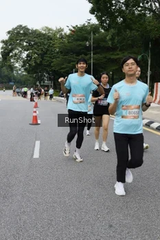 Runner Photo 4306255