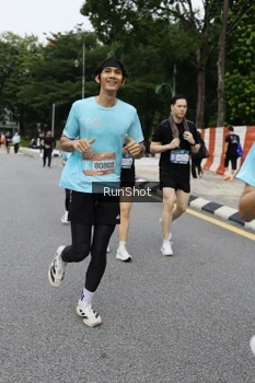 Runner Photo 4306257