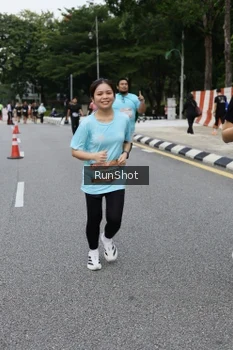 Runner Photo 4306262