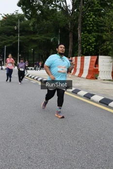 Runner Photo 4306269