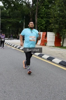 Runner Photo 4306276
