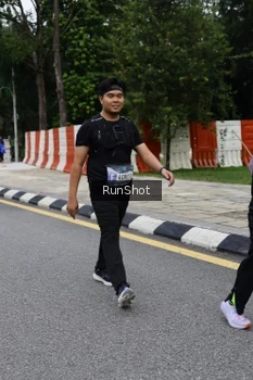 Runner Photo 4306290