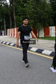 Runner Photo 4306302