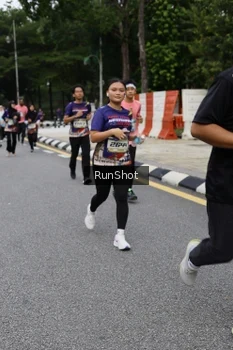 Runner Photo 4306319
