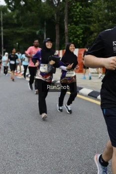 Runner Photo 4306339