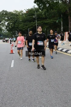Runner Photo 4306362