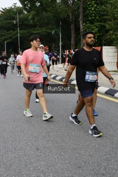 Runner Photo 4306384