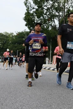 Runner Photo 4306397