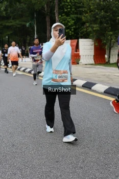 Runner Photo 4306404