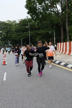 Runner Photo 4306413
