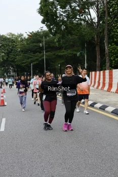 Runner Photo 4306420