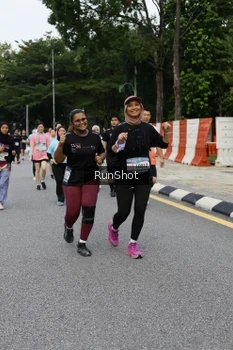 Runner Photo 4306424