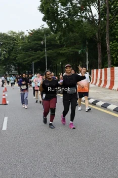 Runner Photo 4306427