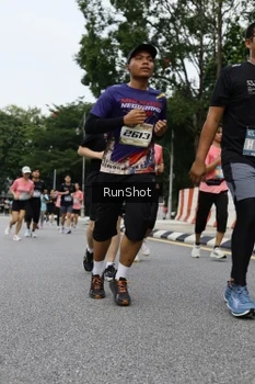 Runner Photo 4306434