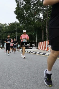Runner Photo 4306452