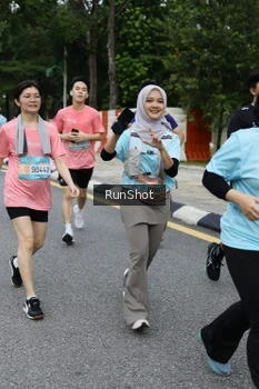 Runner Photo 4306457