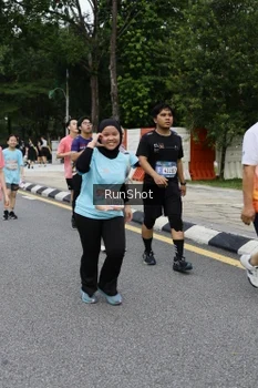 Runner Photo 4306461