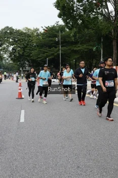 Runner Photo 4306490